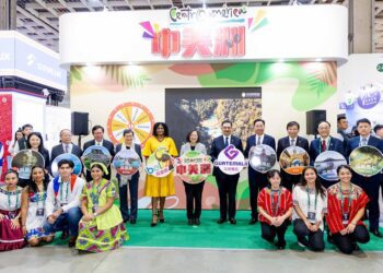 探索中美洲友邦新興旅遊勝地 貝里斯大藍洞潛水、瓜地馬拉爬火山吃披薩