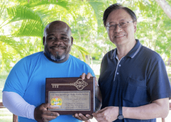 張善政首訪貝里斯橘道鎮 促進觀光、教育合作新契機