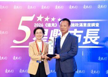 嘉義縣長翁章梁獲肯定　榮獲五星縣長5連霸