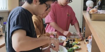 探訪曼城實習生 佛大教授開啟跨域合作新契機