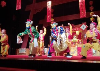 臺灣豫劇團封箱大典 高雄中山堂熱鬧迎新春