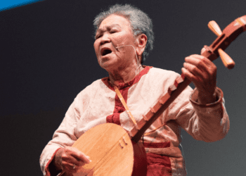 恆春民謠接軌國際 2023半島世界歌謠祭 8組7國樂手在恆春西門登場