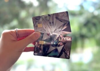 逛百貨就辦這張卡！「新微風無限卡」回饋無上限　免費停車省很大