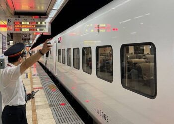 凱米颱風全台戒備 臺鐵對號列車24日全線停駛