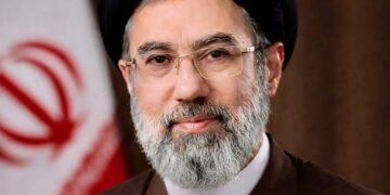 【深度解讀】「第四位繼承者」啟動二十年戰略計畫：伊朗如何利用「影子指揮」與「地下導彈城」應對美以長期消耗戰？