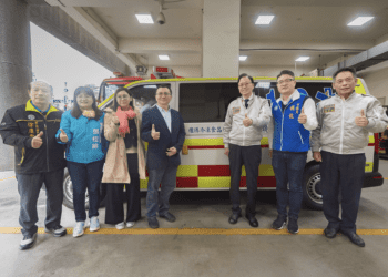 桃園又添新力量 雅勝公司捐贈救護車 張善政讚善心善舉