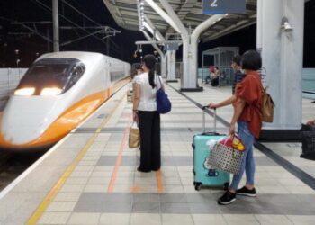 因應母親節返鄉需求　高鐵加開50班次、大學生5折孝親列車增8班次