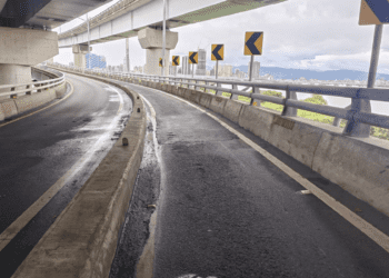 改善路面品質 新北大橋三重方向機車道10/21起夜間封閉施工