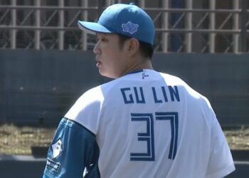 影/《NPB季後賽》古林睿煬季後賽首先發就上英雄舞台 火球丟到157公里4.2局6K壓制軟銀 火腿大勝逼出第七戰