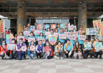 嘉義縣全面展開登革熱防疫行動　翁章梁率公務機關帶頭示範