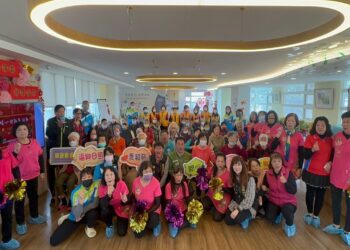 福興秀和苑日照中心暖心迎新年　阿公阿嬤體驗尾牙活動的樂趣