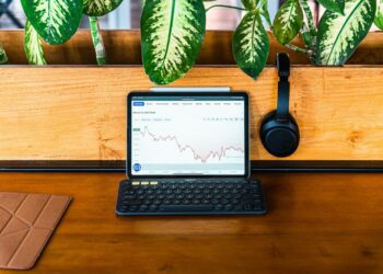 績效好才能配得高 小心賺股息賠價差