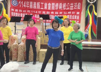 高齡健康促進職訓班成果展  中高齡再就業活化人生