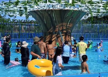 影音/2025宜蘭童玩節開幕 玩水人潮嗨翻酷夏