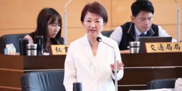 助攻中產搶下 5 億訂單！盧秀燕續編 2500 萬補助 挺企業分散風險開拓「非美市場」