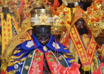 影音/日本巡查變台灣神明 義愛公祈安巡禮大典就是愛看日本舞蹈