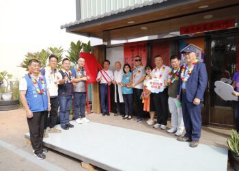 嘉義縣首座權責型失智據點「拾憶幫」揭牌　失智照護邁向新里程