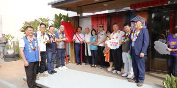 嘉義縣首座權責型失智據點「拾憶幫」揭牌 失智照護邁向新里程