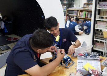「 AI智慧小車競賽 MARC」吸引泰馬學生參戰　超過百組人馬同場較勁