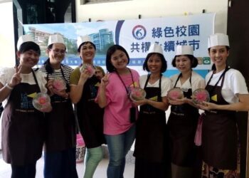 正修科大舉辦「新住民果凍花證照班」　29位越南及印尼學員全數合格獲證