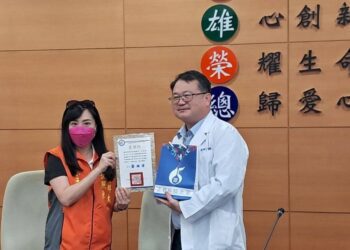 正修科大長照系師生團隊赴高榮取經　未來將規劃產學合作攜手育才