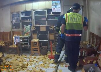 影音/獨居弟弟求職不順意圖跳樓輕生 兄空中救援、警破門挽回性命