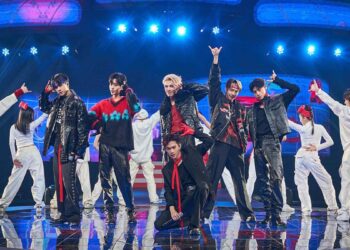 Ozone二度登「紅白」黑紅造型帥氣點燃小巨蛋 佳辰顏值成網路話題 神似近期熱話人物「德德」