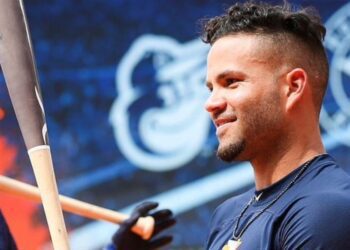 《MLB》「阿土伯」九局驚天逆轉三分砲 太空人率先聽牌！