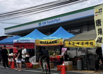 恭迎南瑤宮遶境活動　網紅陳定宥和餐飲品牌設立聯合休息站