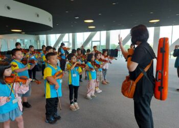 偏鄉小學生走進國家音樂廳　沄水國小小提琴社獲國台交指導