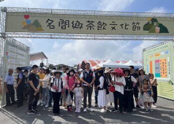 下戰帖！ 茶飲文化節名間鄉長陳翰立挑戰國手葛振衣掀高潮