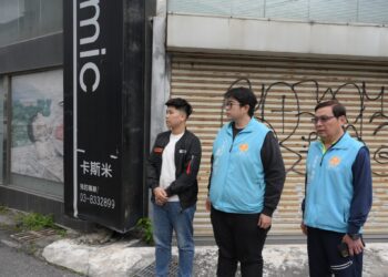 花蓮市嚴防蚊蠅蟲害 魏嘉彥關心噴藥消毒作業