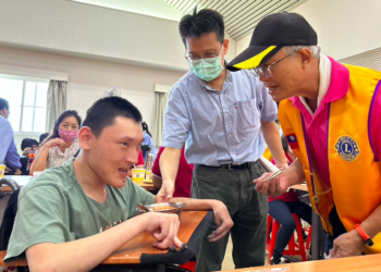 善緣福氣義廚到教養院辦桌 院生開心吃buffet加外帶