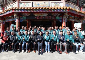 蔡英文彰化觀音佛祖廟參香祈福　不捨黃秀芳跟她一樣被抹黑
