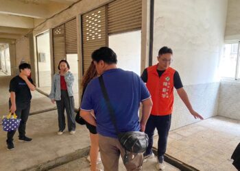 「外面下大雨、裡面下小雨」陳皇宇接獲陳情 快速解決歸仁市場漏水問題