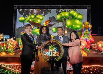 貝里斯翩翩飛舞的巨嘴鳥與馬雅鹿舞 台南亮麗｢燈｣場