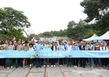 卦山大縱走挑戰必訪百大步道　清水岩中央嶺及十八彎古道二千人健康走