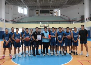 花蓮自強國中籃球隊赴星國移訓　魏嘉彥轉介企業資源為選手助攻