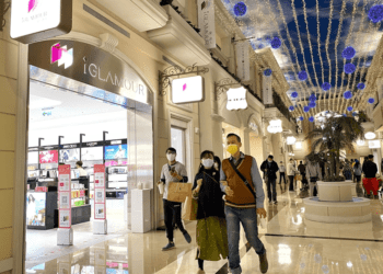 38婦女節3天，義大Outlet樂園限時388元，加贈超跑驚喜！