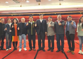 台南義警中隊長王正坤醫師辦義警春酒黃偉哲市長出席感謝義警維護春節治安