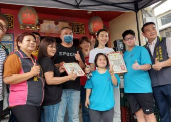 更生人賣菜助弱勢　曾之婕鼓勵浪子回頭