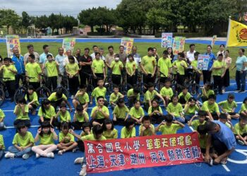 影音/萬合國小畢業生 單車千里騎跡