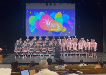 影音/克服風災 濁岸合唱團與希娜巴嵐國小合唱團新加坡勇奪金、銀獎