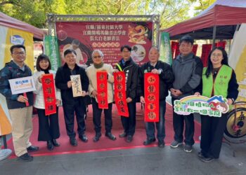 影音/書法家張太白領軍揮毫義賣 為創世植物人募集40萬