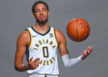 影/《NBA》東區大黑馬!哈利伯頓31分領軍淘汰龍頭騎士 溜馬連兩年晉級東冠!