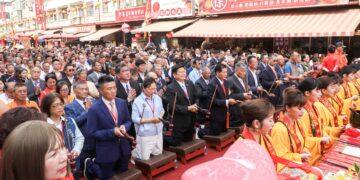 大甲媽祖駐駕新港奉天宮　祝壽大典萬人空巷