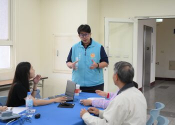 台積電慈善基金會花蓮賑災辦公室啟用 魏嘉彥關心申辦