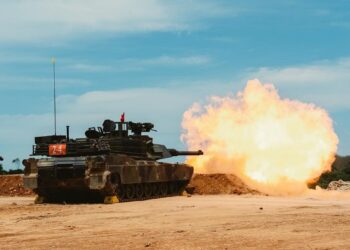M1A2T戰車實彈操演曝光！ 展現新式裝備精銳戰力