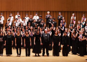 影音/晶晶兒童合唱團30週年 台美合體合唱一樣的月光