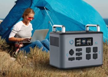 露營、停電一台搞定！飛利浦推出新世代旗艦級行動儲能電源POWER BANK PRO 1500W　電鍋、冰箱、伺服器全都撐得住